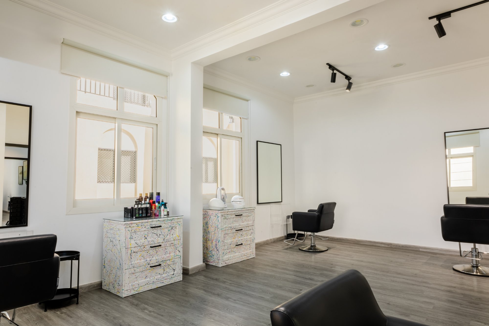 Styling stations at Magio